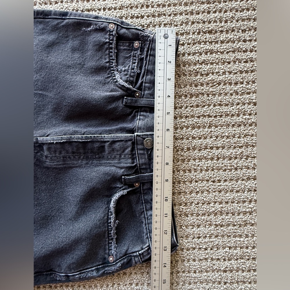 NWOT We the free! Charcoal Distressed Jeans.. Size 26 - Picture 9 of 14